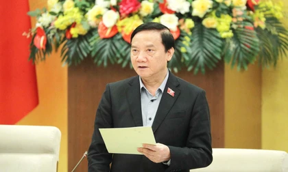 Sang tên đổi chủ, đăng ký xe máy có cần thiết phải hợp đồng công chứng không? 