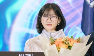 Cô gái 20 tuổi đối đầu AI, giật giải thưởng một tỷ đồng