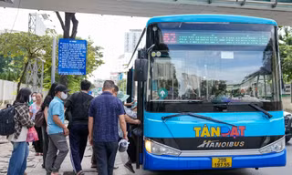 Hà Nội lắp đặt được 247 trụ sạc cho xe điện trên nhiều tuyến phố