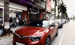 Tiết kiệm tới 25 triệu đồng tiền nhiên liệu mỗi tháng, chủ xe bày tỏ: 'Biết thế mua VinFast VF 8 sớm hơn'