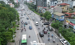 Hà Nội: Cấm xe từ đường Xuân Diệu rẽ trái sang trục đường Âu Cơ - Nhật Tân