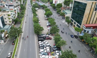 Cận cảnh vị trí đề xuất làm bãi xe cao tầng thay thế bãi xe gầm cầu bị đóng cửa