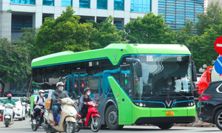 Hà Nội: Vận hành thêm 10 tuyến buýt điện 