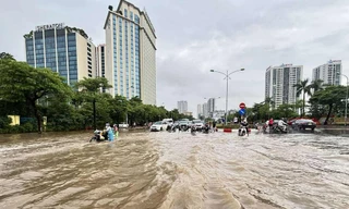 Hạ tầng thoát nước Hà Nội không còn phù hợp với 'trận mưa rào thông thường'