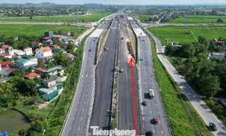 Hình hài nút giao 2 tầng cao tốc Bắc Nam qua Ninh Bình chuẩn bị thông xe