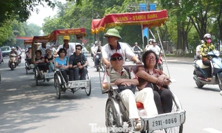 Hà Nội nghiên cứu triển khai xích lô điện