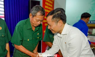 Những mái ấm từ nghĩa tình Chủ Nhật Đỏ