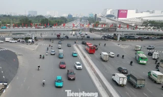 Hà Nội phân luồng giao thông để thi công hầm chui nút giao Cổ Linh