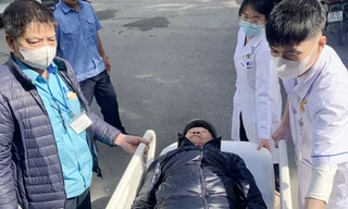 Nhân viên xe buýt Hà Nội kịp thời cứu hành khách ngất xỉu trên xe