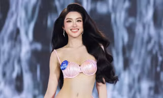 Cận nhan sắc cô gái 23 tuổi đang được chia sẻ khắp mạng xã hội