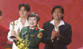 'Mưa đỏ' thắng lớn tại LHP Việt Nam, loạt phim trăm tỷ cũng đều có giải