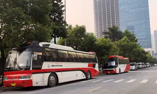 Hà Nội đề xuất cho xe hợp đồng 29 chỗ hoạt động 24/24 giờ