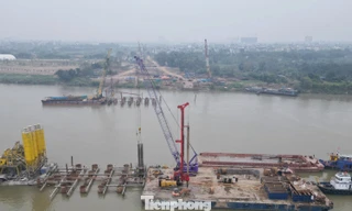 Cầu Trần Hưng Đạo gần 16.000 tỷ đồng thi công xuyên Tết, phấn đấu hoàn thành hạng mục cọc khoan nhồi