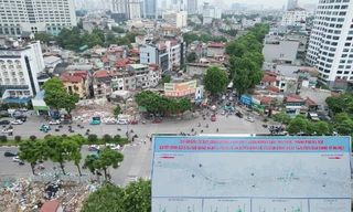 Hiện trạng đường Vành đai 1 Hoàng Cầu - Voi Phục vừa lùi tiến độ mặt bằng