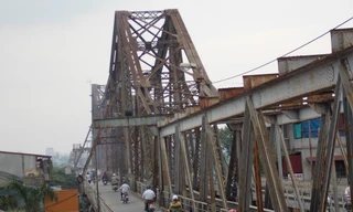 Cấm xe trên cầu Long Biên từ ngày 1/11