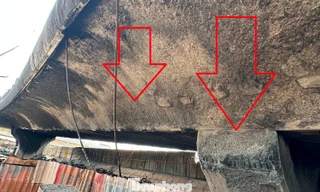 Cận cảnh dầm nhịp và trụ cầu Vĩnh Tuy bị cháy trơ lõi thép