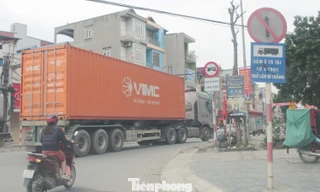 CSGT Hưng Yên đưa ra giải pháp ‘nóng’ xử lý xe tải phá nát đường dân sinh