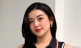 Từ vụ Á hậu Huyền My pass lại đôi giày hiệu cũ, nghĩ gì về chuyện nghệ sĩ thanh lý quần áo mặc rồi