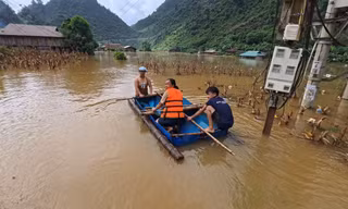 Hơn 20 tuyến đường tỉnh Cao Bằng bị ngập nước