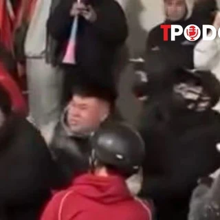 NÓNG 25/1: Bắt giữ nhiều người vì sàm sỡ cô gái, đánh nam thanh niên khi đi 'bão'