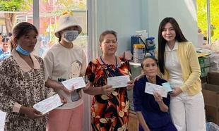 Cô gái ở TPHCM 3 năm liền đóng viện phí cho người lạ gây sốt mạng xã hội