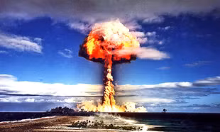 Nga kêu gọi Mỹ và các quốc gia khác ngăn chặn EU phát triển vũ khí hạt nhân. Minh họa: Flick.