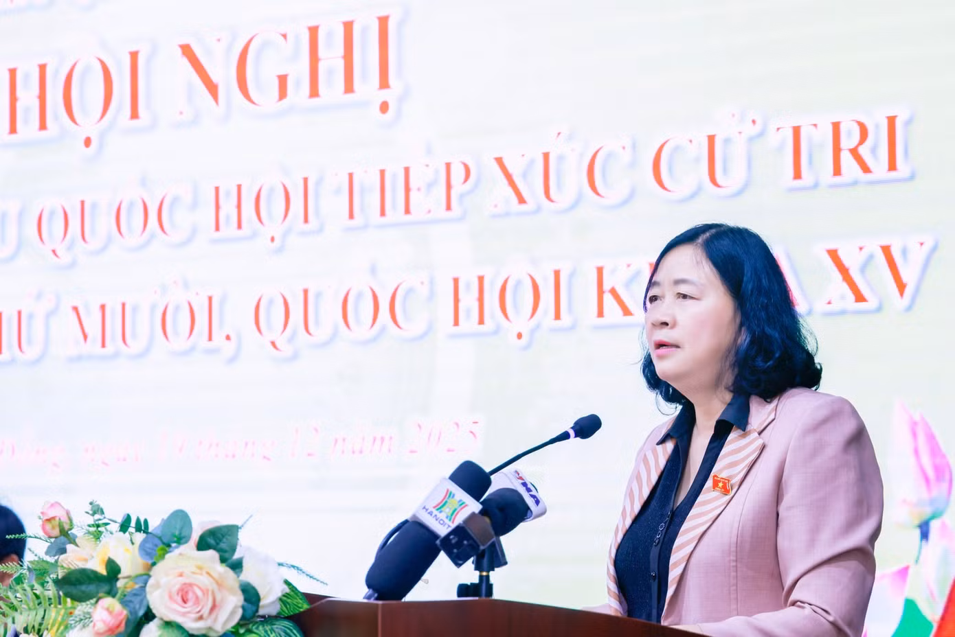 hoai2.jpg