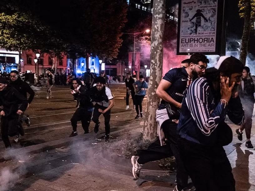 a-psg-szurkoloi-tobbszor-osszecsaptak-mar-a-rendorokkel-foto-getty-images.jpg