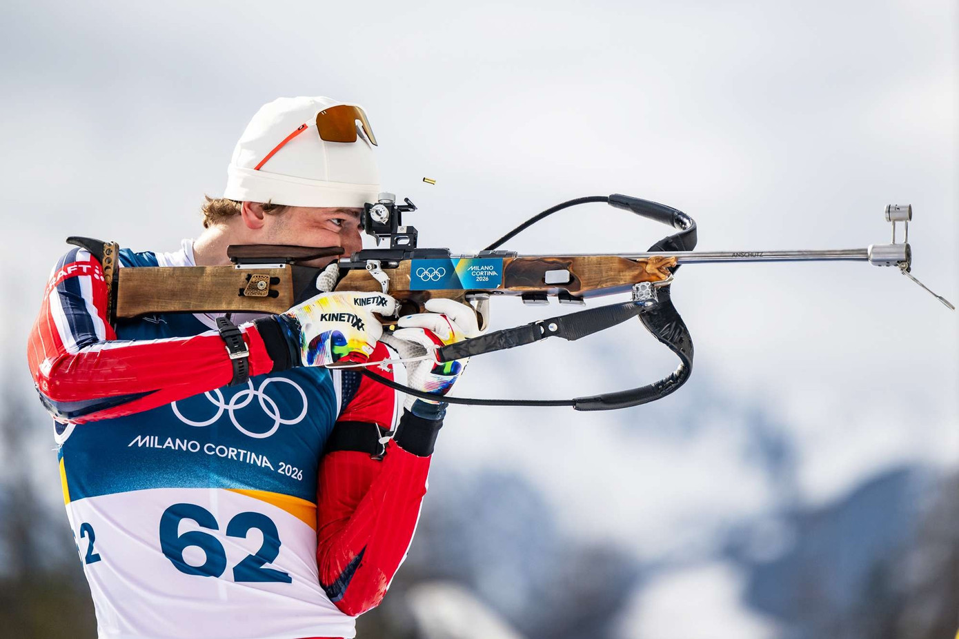 sturla-holm-laegreid-of-team-norway-at-the-shooting-range-during-the-men-20km-individual-021026-1148c44d40134b3eb228c5734ceb6293.jpg