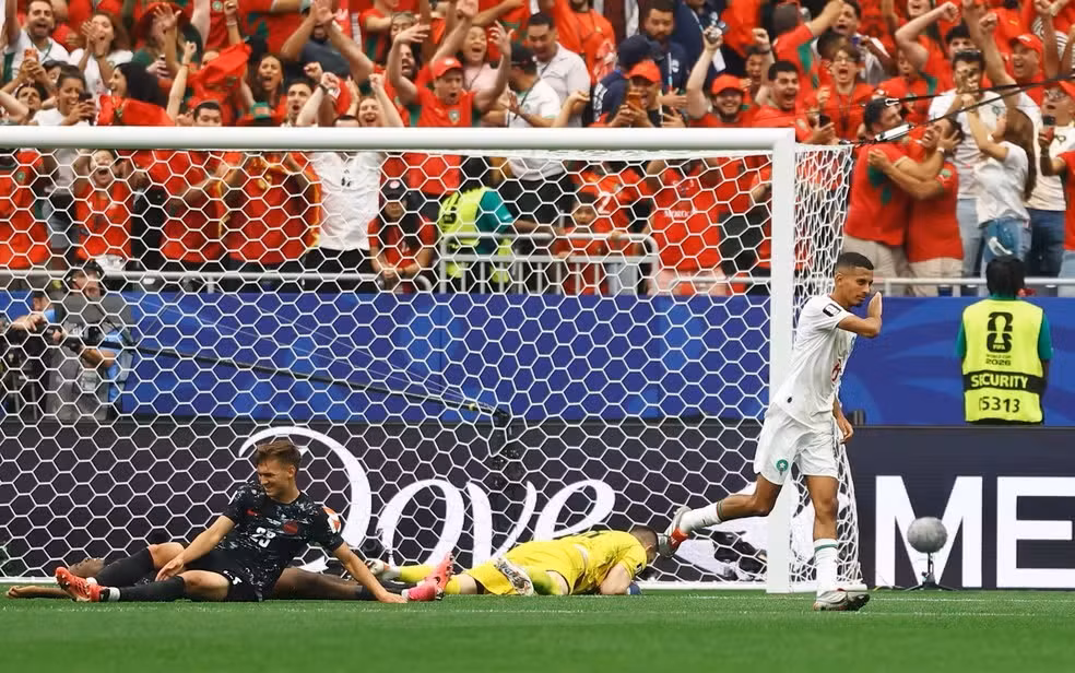 2026-07-04t184819z-171737360-up1em741g8ij5-rtrmadp-3-soccer-worldcup-can-mar.jpg