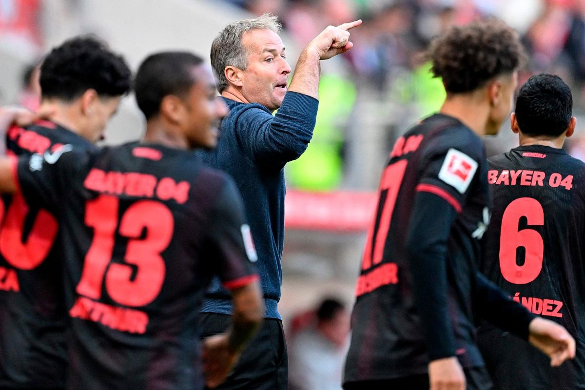 Leverkusen ຢູ່ໃນວິກິດການບັງຄັບ. fbl-ger-bundesliga-mainz-leverkusen-154744-5761960-20251020114155.jpg