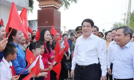 Chủ tịch nước Lương Cường kiểm tra vận hành chính quyền hai cấp tại Quảng Ninh