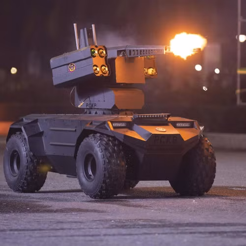 Xem robot tự hành cùng Cảnh sát đặc nhiệm nổ súng tiêu diệt mục tiêu khủng bố