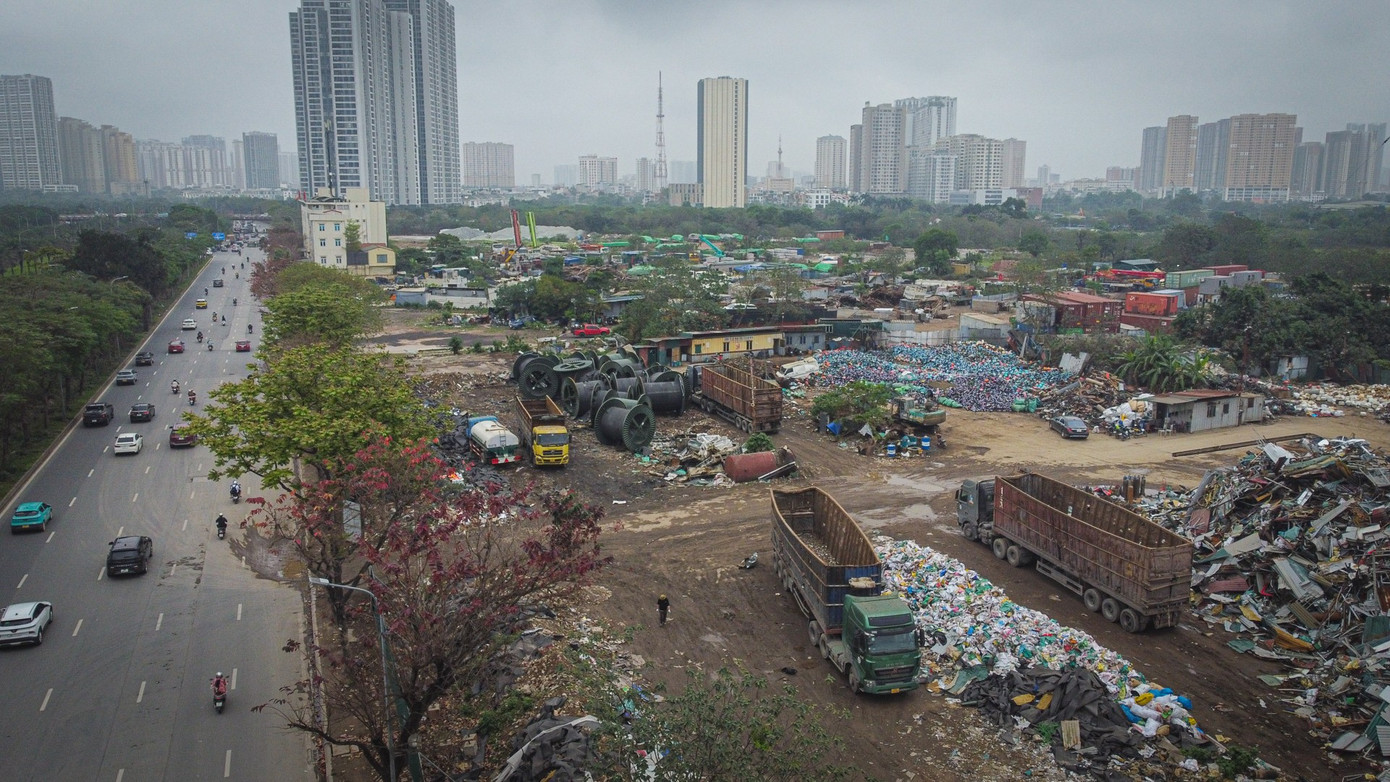 Khu đất nông nghiệp có nhiều diện tích bị chiếm dụng để kinh doanh từ trước năm 2014 và có cả những vi phạm phát sinh từ năm 2018 đến nay.