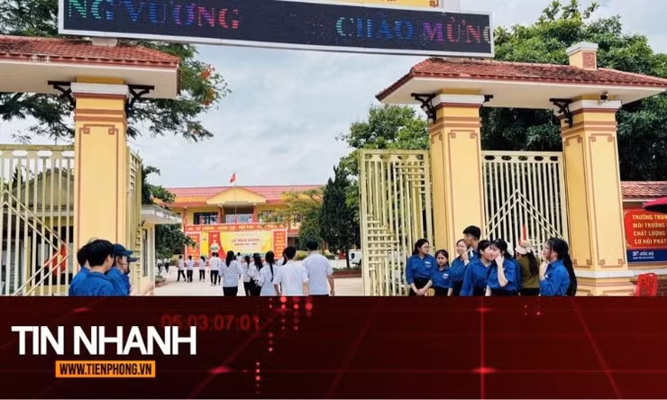TIN NHANH: Hiệu trưởng nói về thí sinh bị phản ánh thi thử 10 điểm, thi tốt nghiệp 24 điểm
