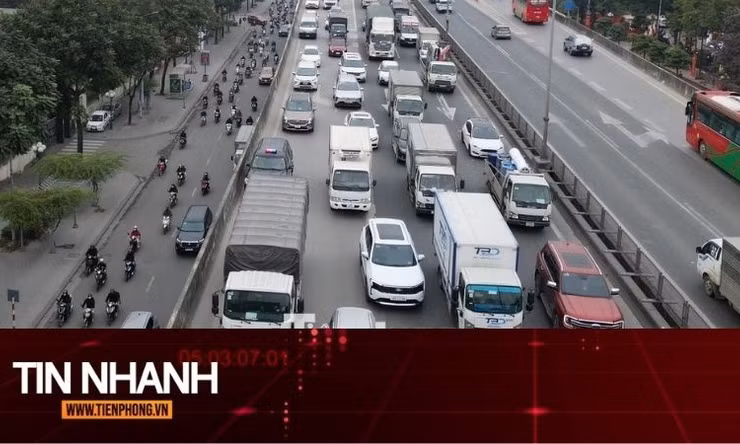 TIN NHANH: Hà Nội cấm xe tải từ 2 tấn vào nội đô ban ngày: Góc nhìn người trong cuộc