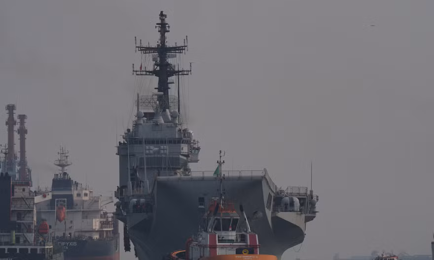 Indonesia đón tàu sân bay đầu tiên