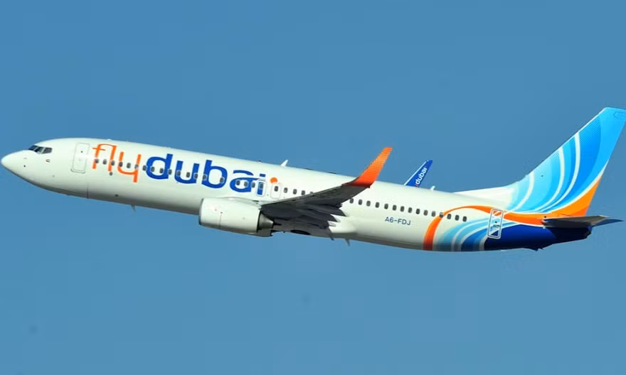 Bí ẩn về người đã hạ cánh máy bay Flydubai sau khi cơ trưởng bị đâm
