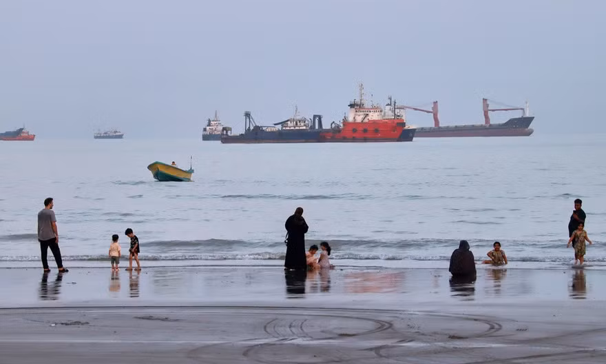 Iran đòi Mỹ ‘sửa hành vi’