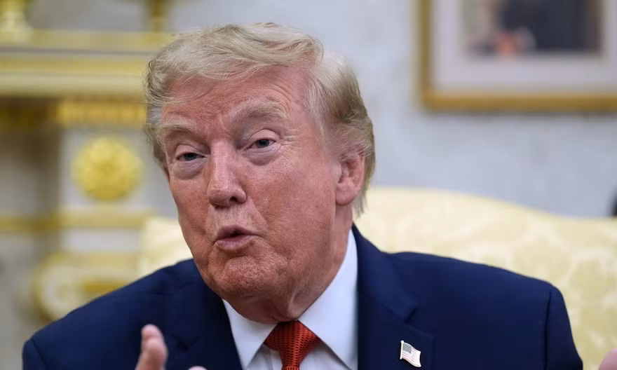 Tổng thống Mỹ Trump tạm rút khỏi ‘cuộc chơi’ với Iran