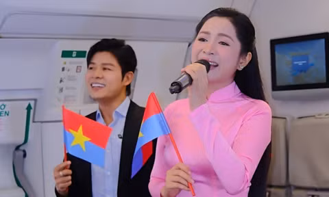 Chuyến bay đặc biệt của Nguyễn Văn Chung, Duyên Quỳnh trong ngày 30/4