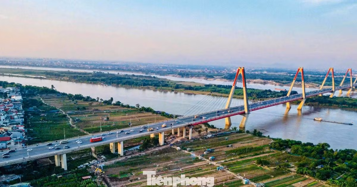 Thống nhất di dời, quy hoạch lại toàn bộ khu dân cư ngoài đê sông Hồng để tái thiết