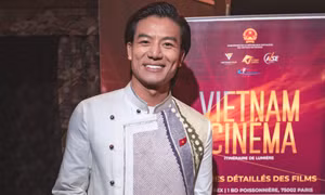 Dàn diễn viên 'Tử chiến trên không' và 'Mưa đỏ' ở rạp chiếu phim lớn nhất châu Âu