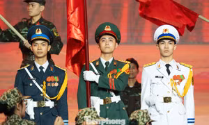 Ngắm dàn nam thần quân đội