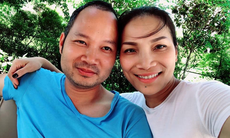 Hồng Ngọc và ông xã Thomas Tâm.