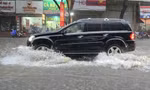 Những lưu ý khi lái xe qua vùng ngập nước
