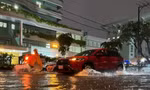 Những lưu ý để lái xe an toàn dưới trời mưa bão