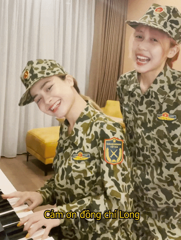 Khoảnh khắc Hậu Hoàng kéo tay Mũi trưởng Long cực tình cảm trong clip.