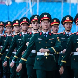 Màn trình diễn đặc biệt của 68 quân nhân ở concert Tổ quốc trong tim