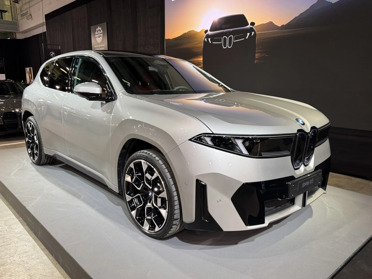 BMW iX3 Neue Klasse Chính Thức Ra Mắt Tại Thái Lan, Đánh Dấu Kỷ Nguyên Điện Hóa Mới